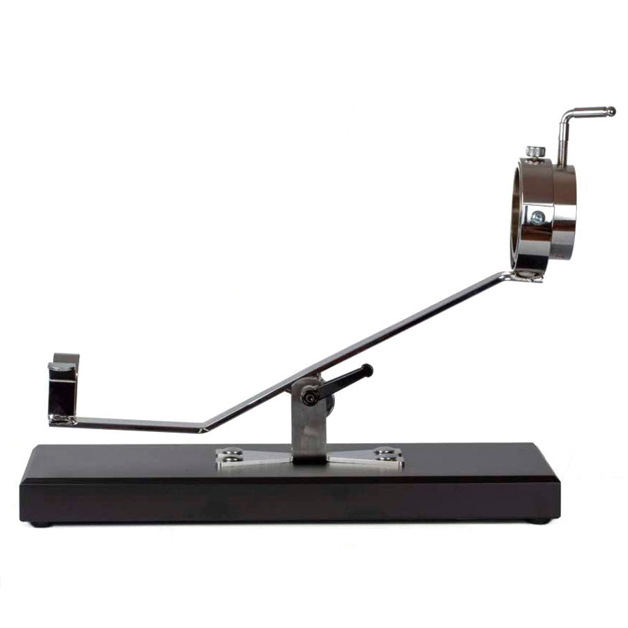 Jamonero profesional giratorio y basculante Bricomiras fabricado en acero inoxidable con base de color negra, el mejor soporte de jamón profesional para restaurantes y cortadores profesionales.